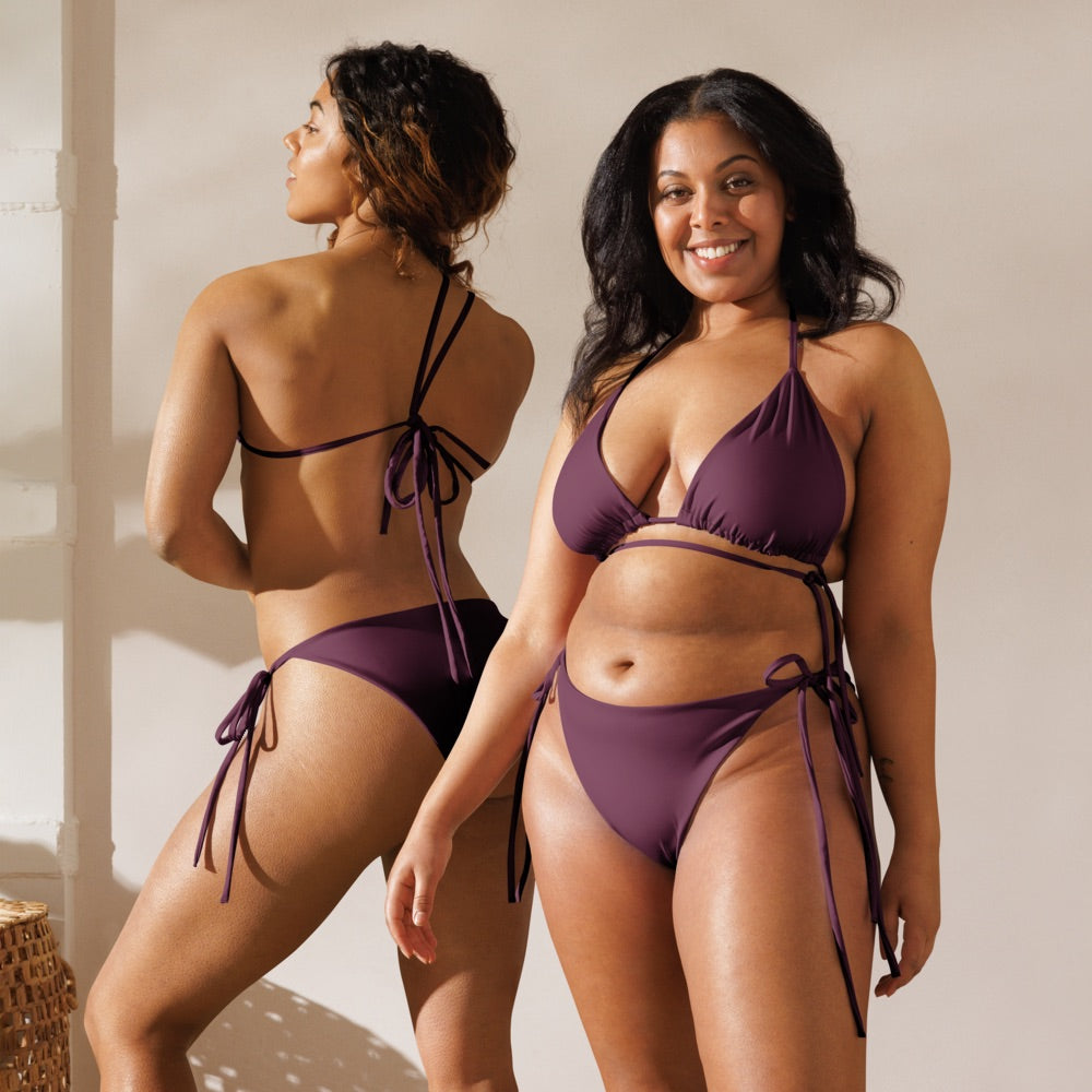 Dunkelviolettes, recyceltes Triangel-Bikini-Set